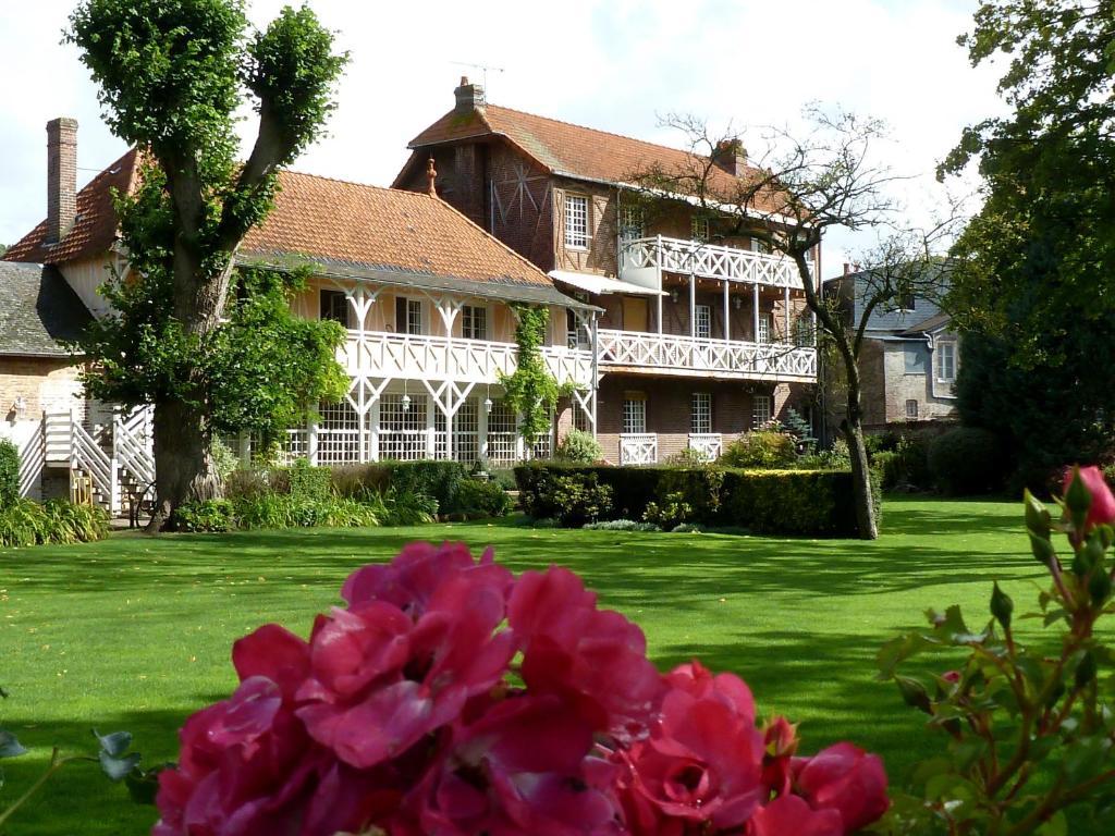Auberge Du Clos Normand Hotel Martin-Eglise Exterior photo
